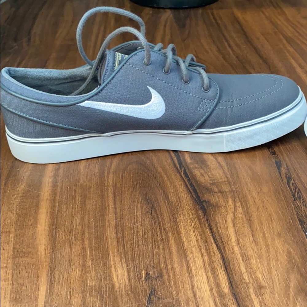 Size 10 Nike Zoom Air Stefan Janoski - Picture 7 of 8